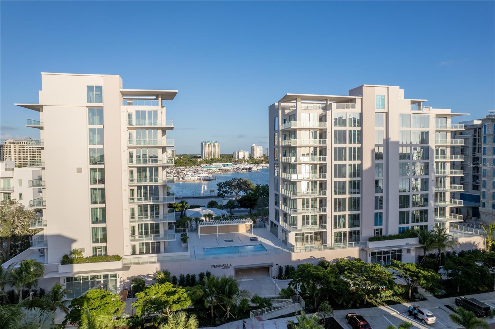 253 Golden Gate Unit 902, Sarasota, FL 34236