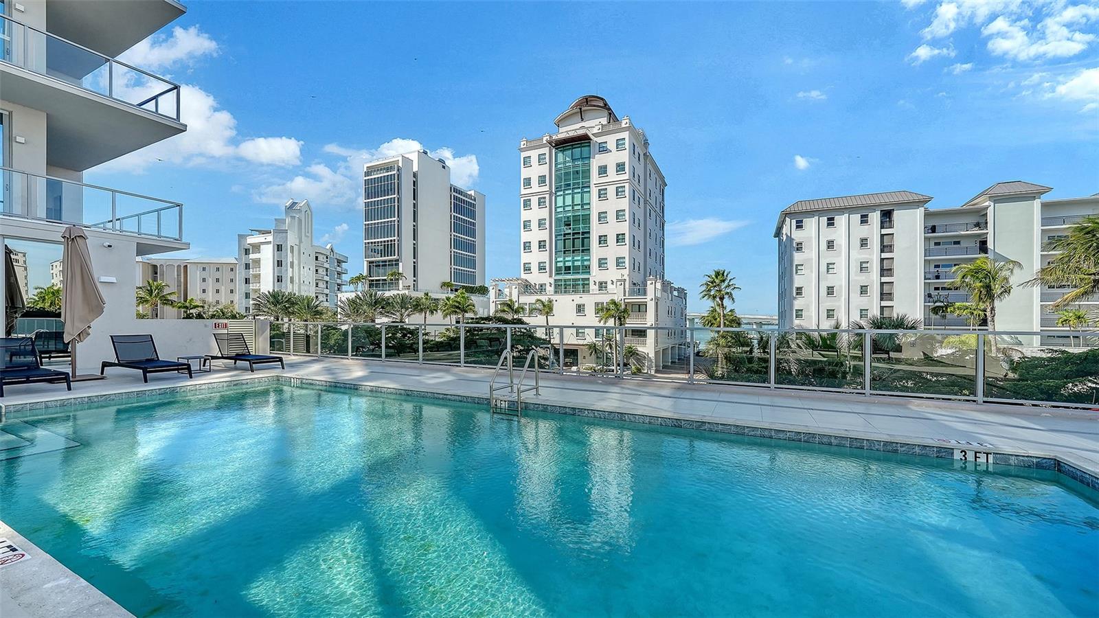 253 Golden Gate Unit 902, Sarasota, FL 34236