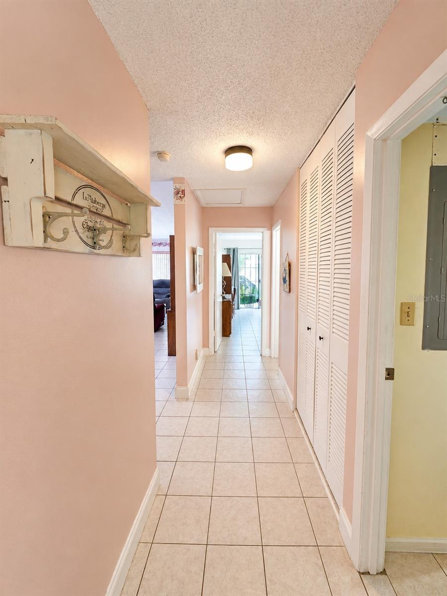 2054 Sunset Point Unit 38, Clearwater, FL 33765