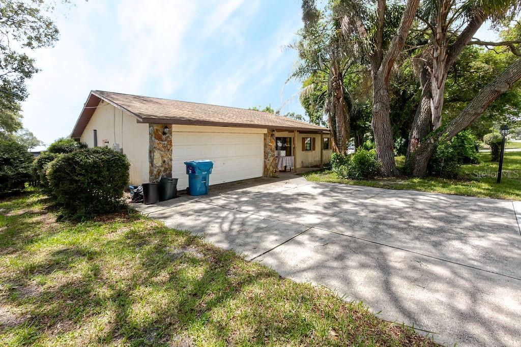 1042 Tryon, Spring Hill, FL 34606