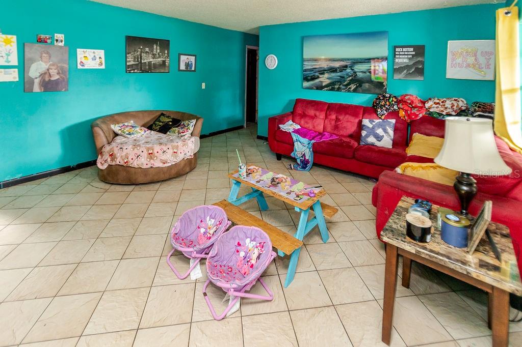 1042 Tryon, Spring Hill, FL 34606