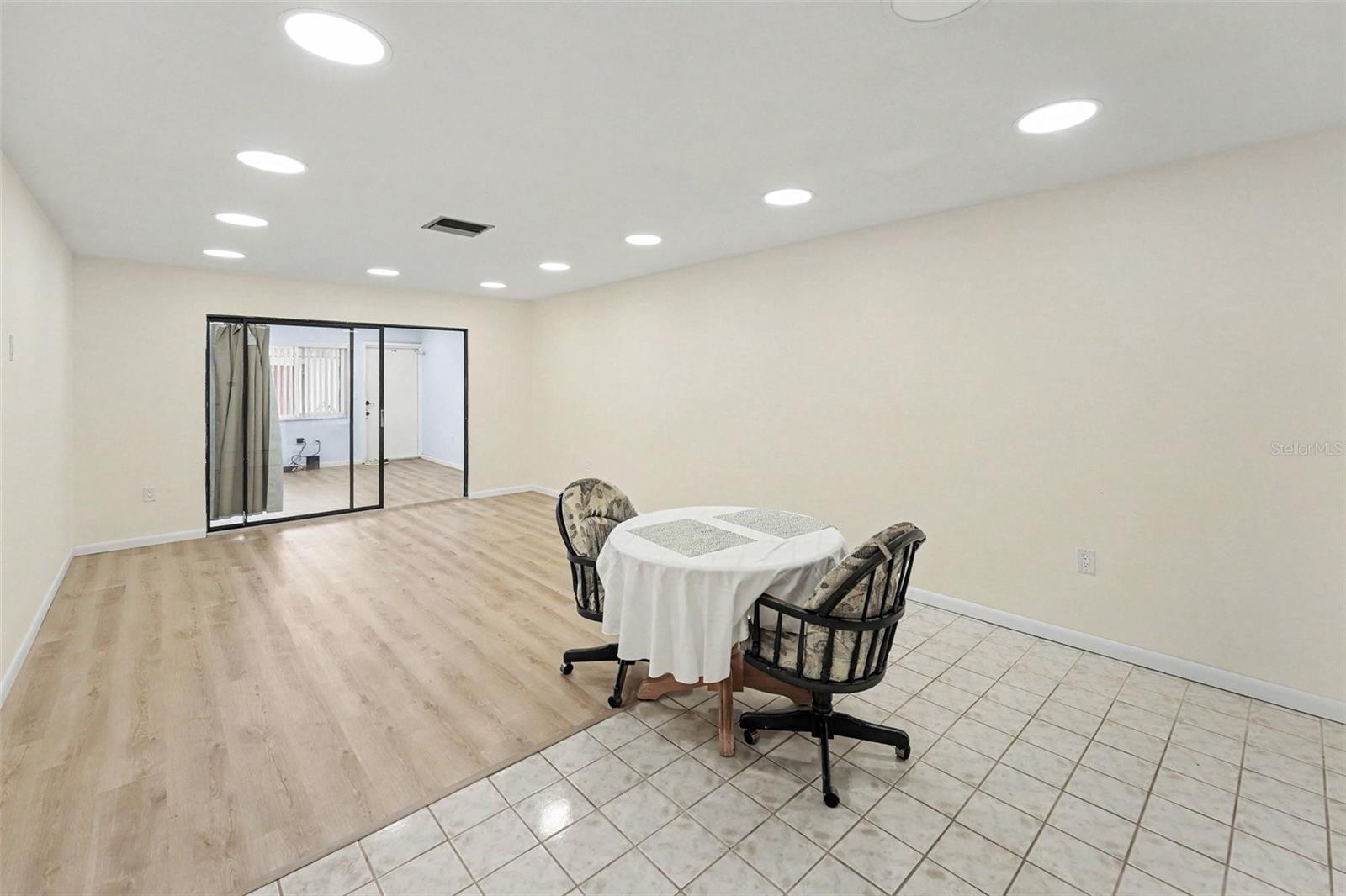 5870 38th Unit 43, St Petersburg, FL 33710