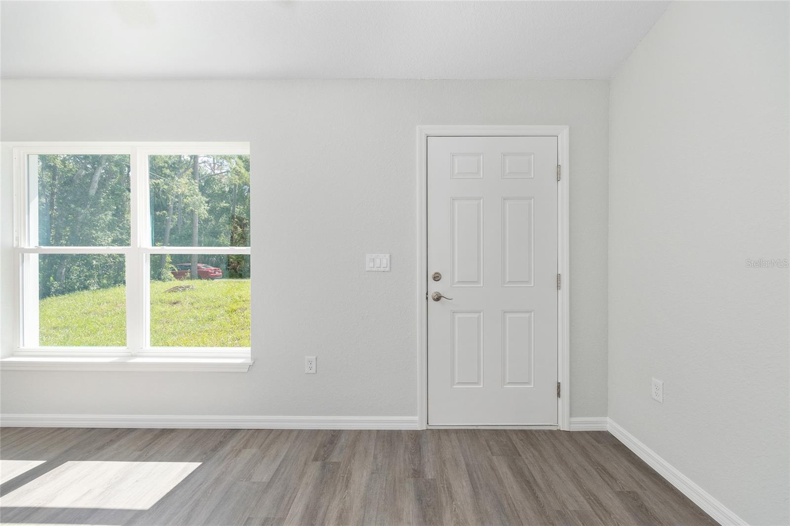 202 Fisher, Ocklawaha, FL 32179