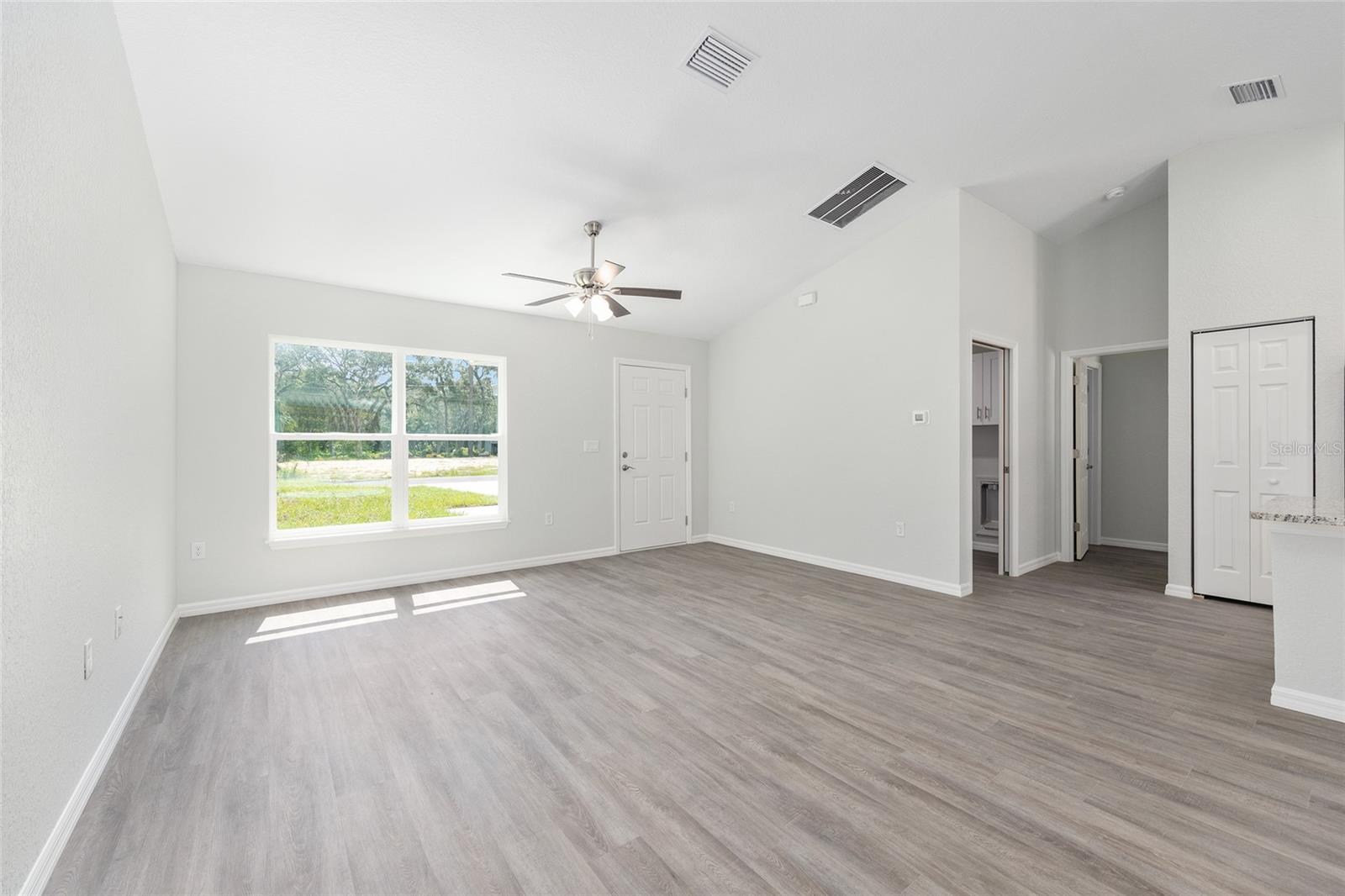 202 Fisher, Ocklawaha, FL 32179