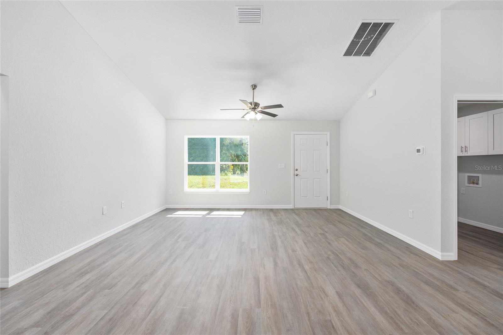202 Fisher, Ocklawaha, FL 32179