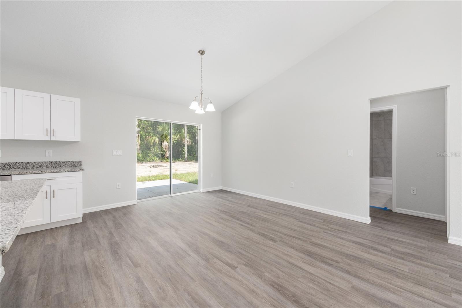 202 Fisher, Ocklawaha, FL 32179