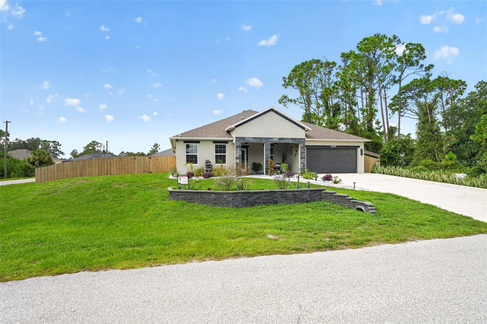 2595 Hagoplan, North Port, FL 34288