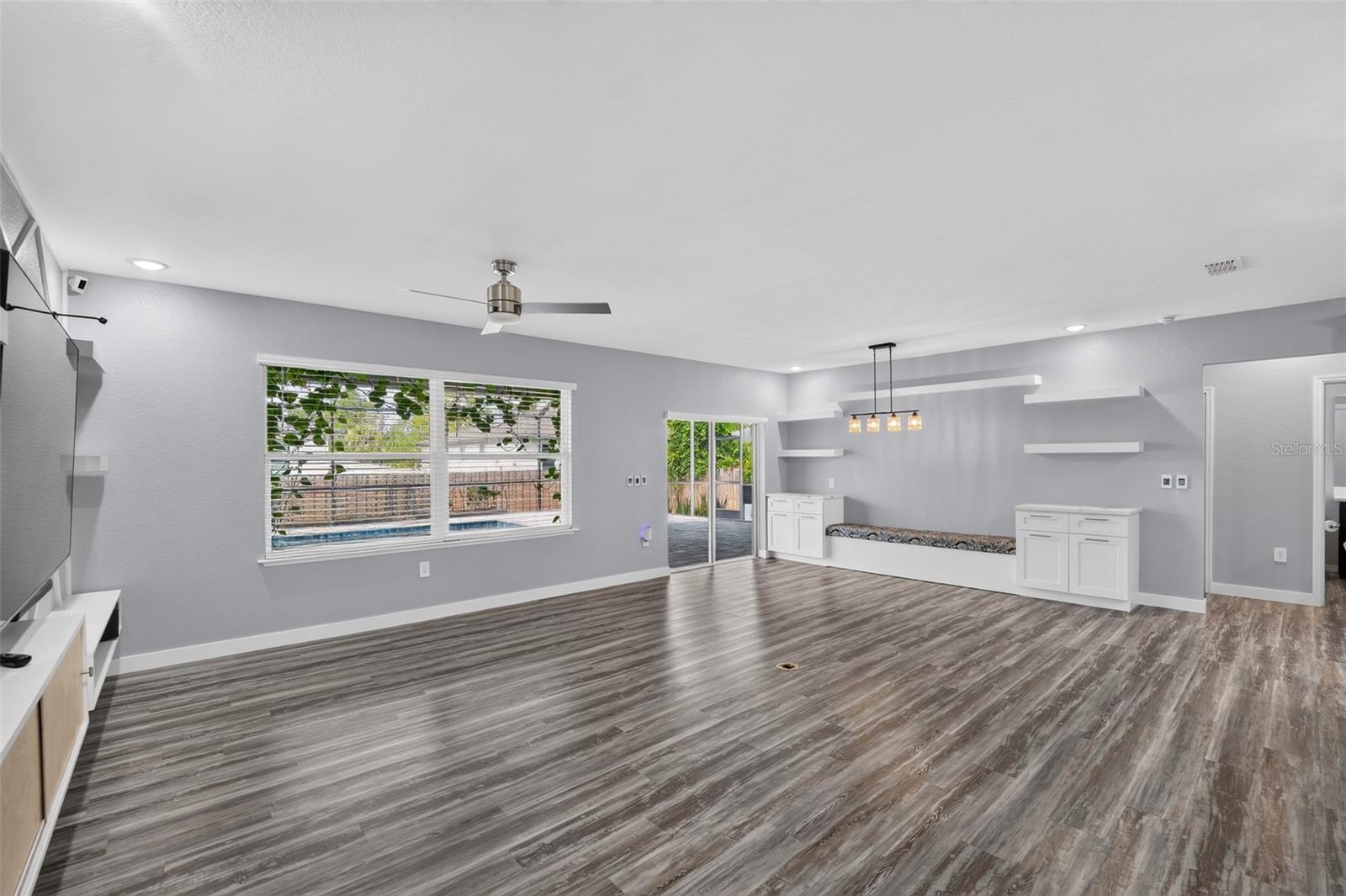 2595 Hagoplan, North Port, FL 34288