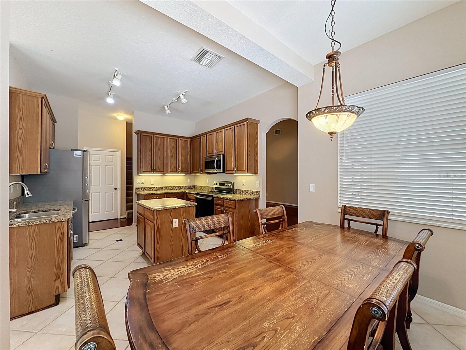 468 Pinewood Dr, Davenport, FL 33896