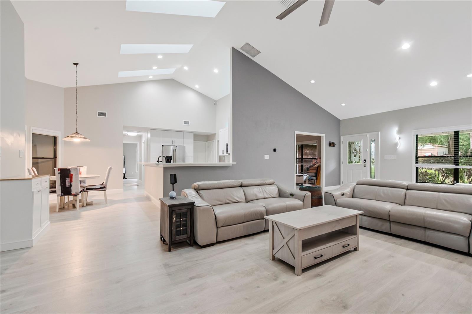1937 Hidden Pine, Apopka, FL 32712