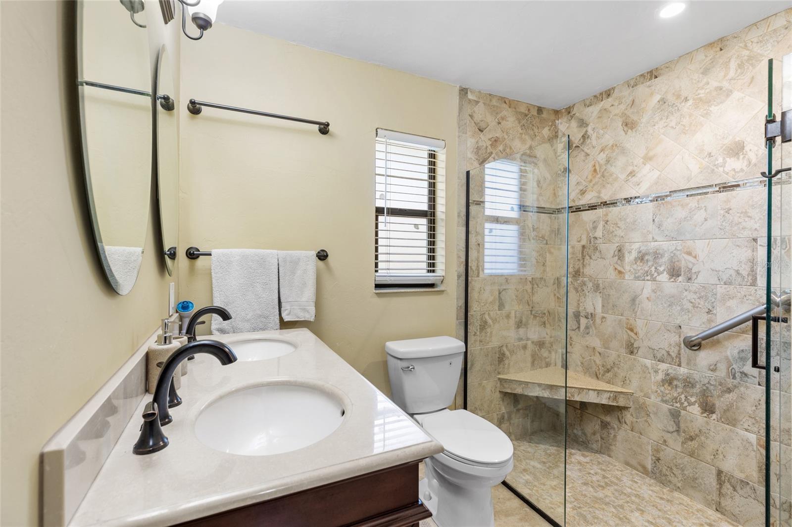6249 Hillside, Seminole, FL 33772