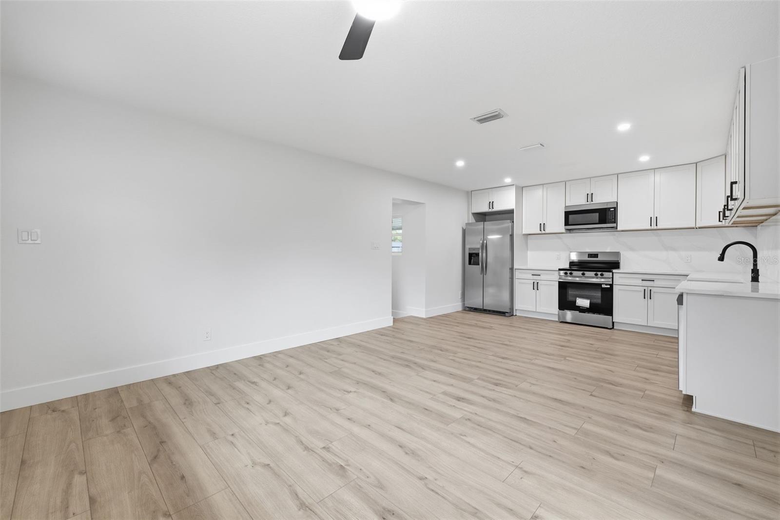 4409 Wyoming, Tampa, FL 33616