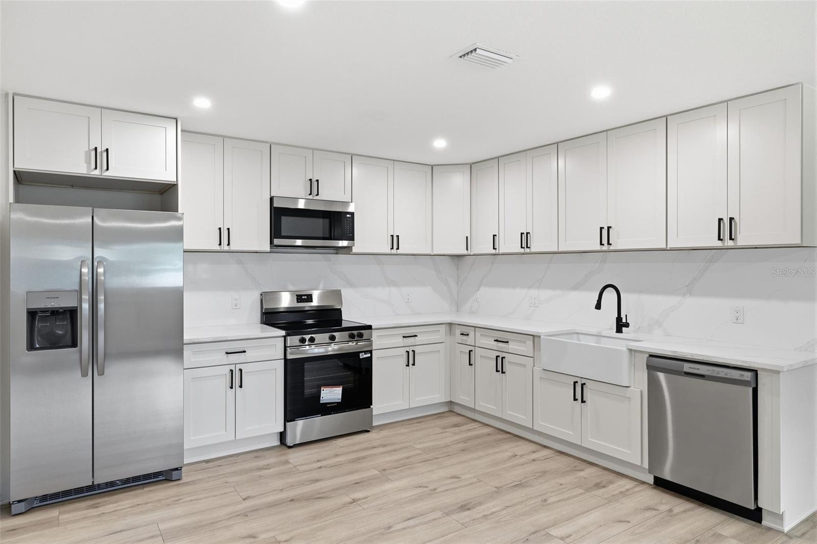 4409 Wyoming, Tampa, FL 33616