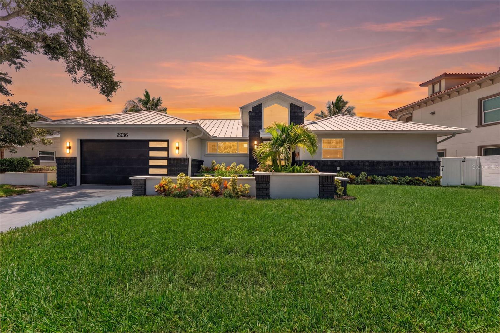 2936 68th, St Petersburg, FL 33712