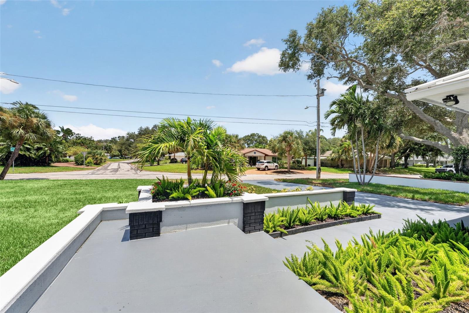 2936 68th, St Petersburg, FL 33712