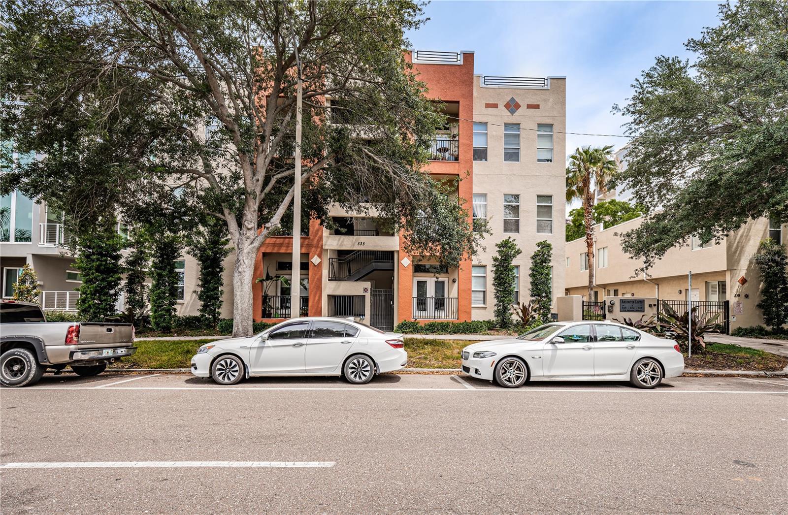 535 4th Unit 4, St Petersburg, FL 33701