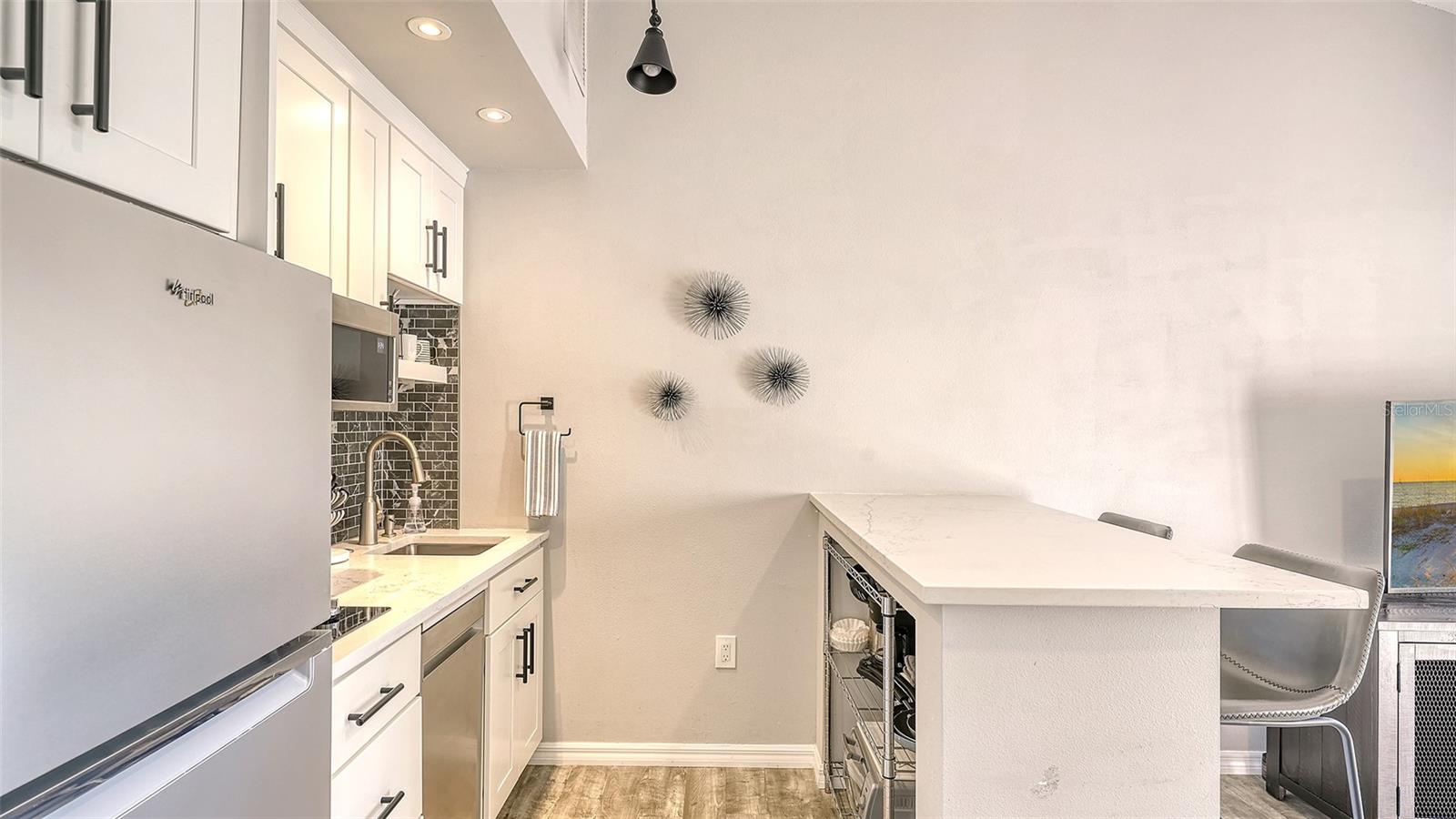 3127 Longmeadow Unit 2, Sarasota, FL 34235