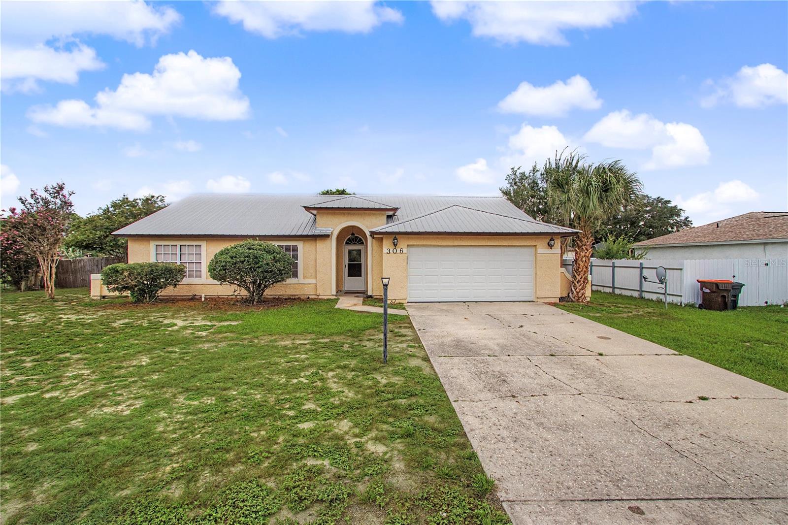 306 Oak Track, Ocala, FL 34472