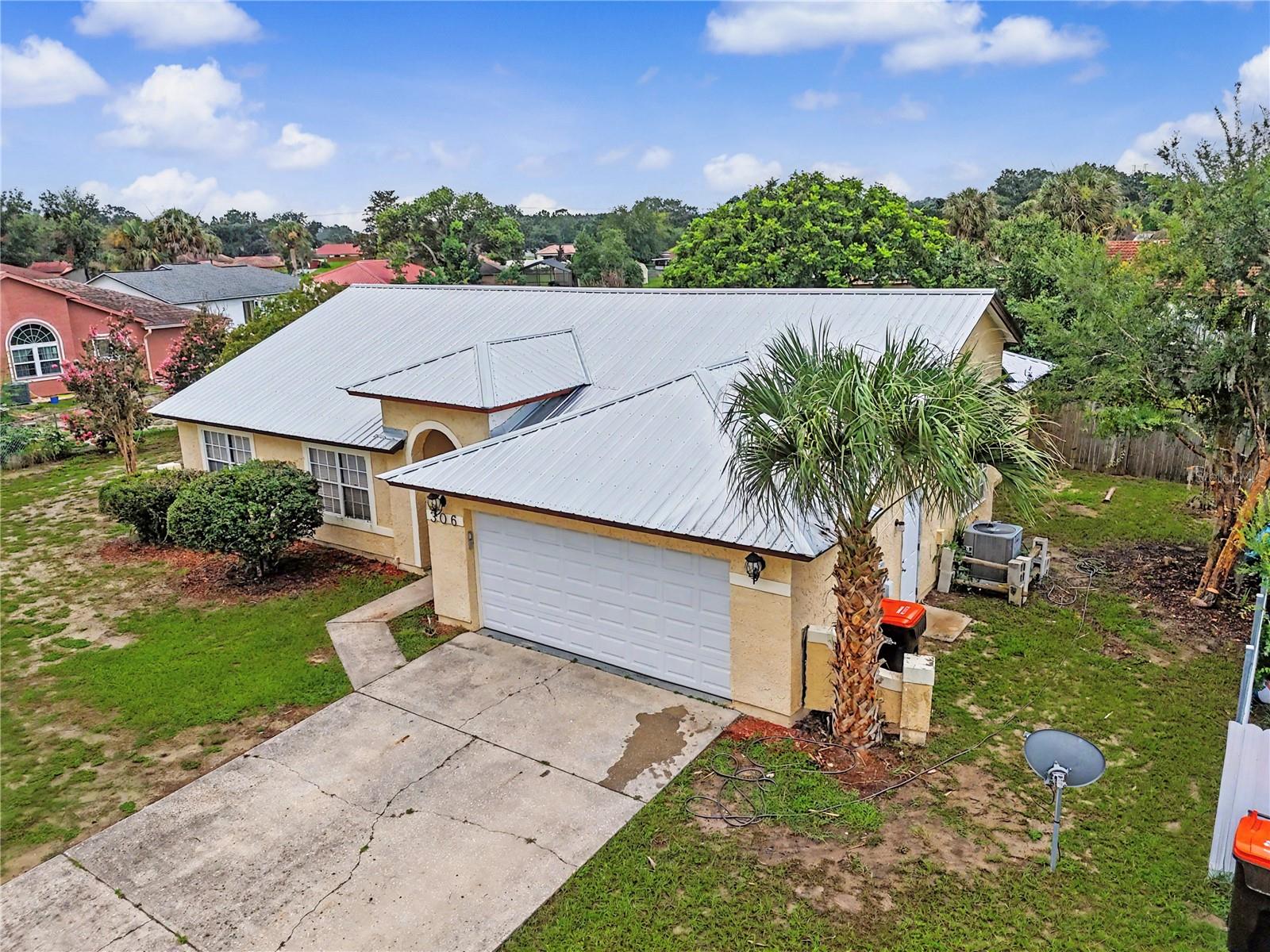 306 Oak Track, Ocala, FL 34472