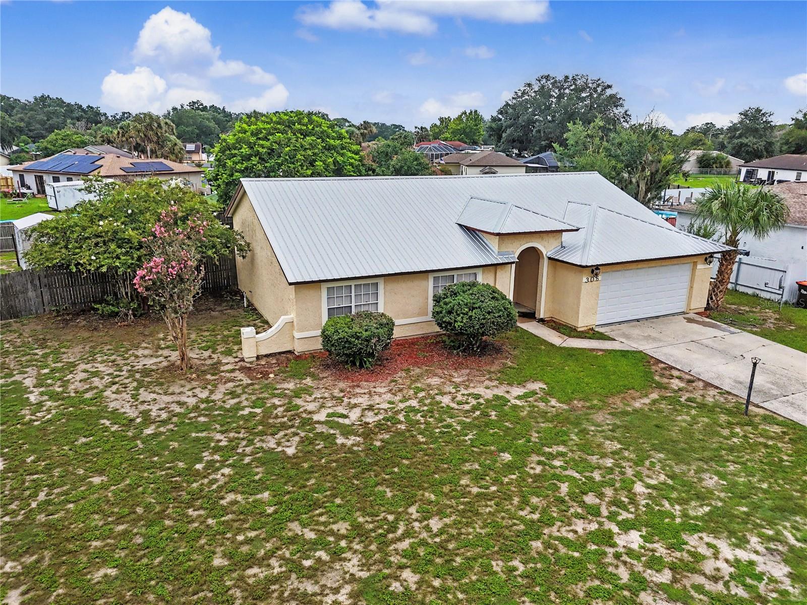 306 Oak Track, Ocala, FL 34472