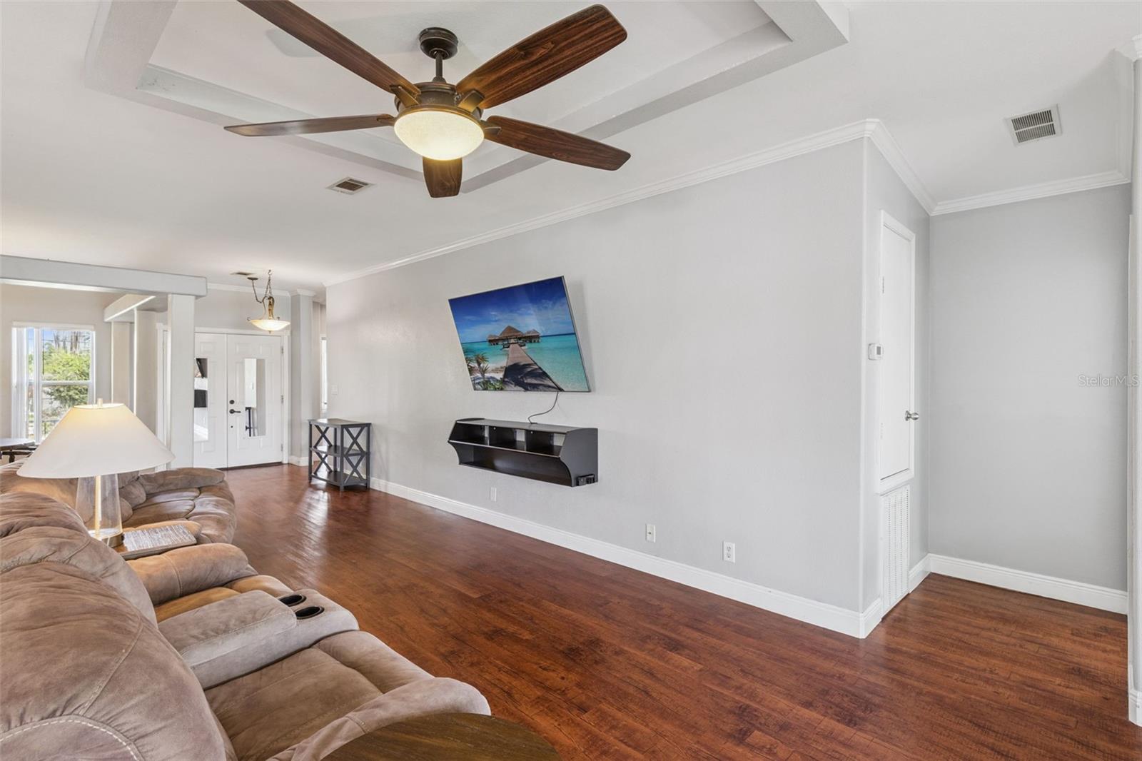 653 Lake Mobile, Altamonte Springs, FL 32701