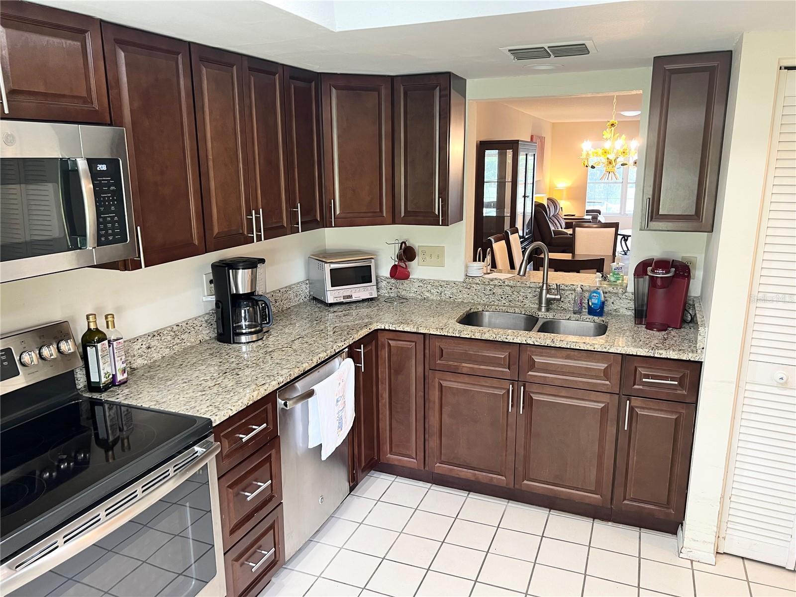 2297 Lark Unit C, Palm Harbor, FL 34684