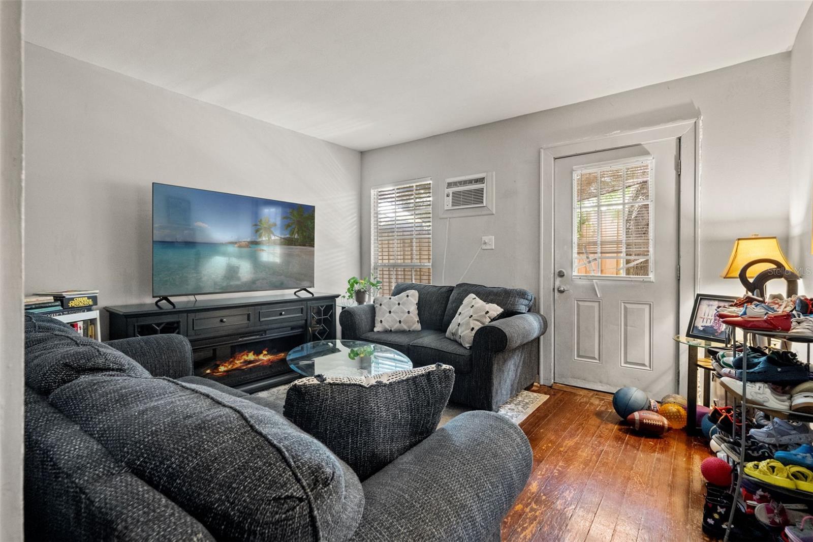 4834 Taylor, St Petersburg, FL 33714