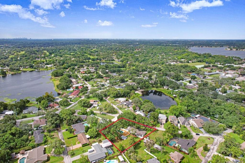 12113 Midlake, Tampa, FL 33612