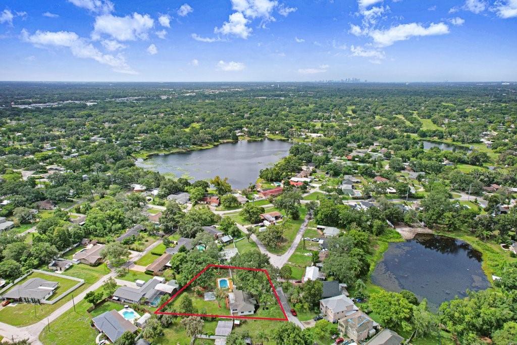 12113 Midlake, Tampa, FL 33612