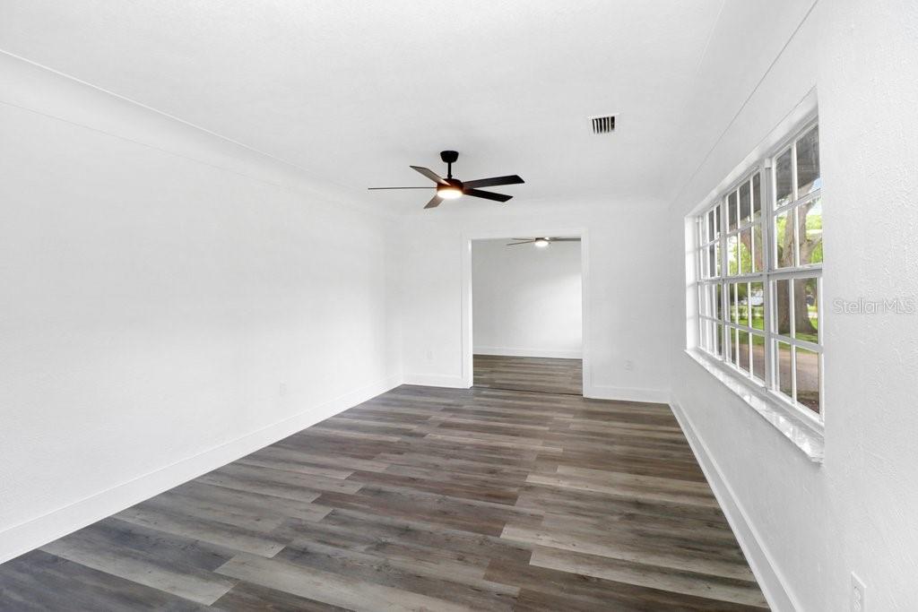 12113 Midlake, Tampa, FL 33612