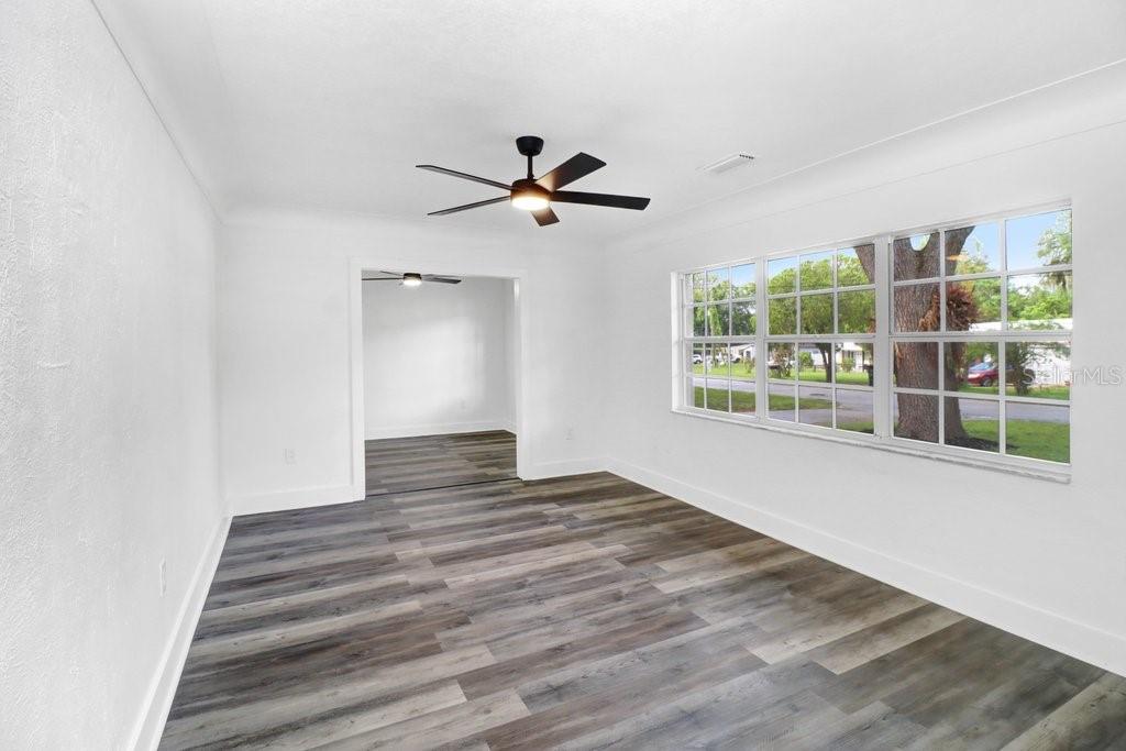 12113 Midlake, Tampa, FL 33612
