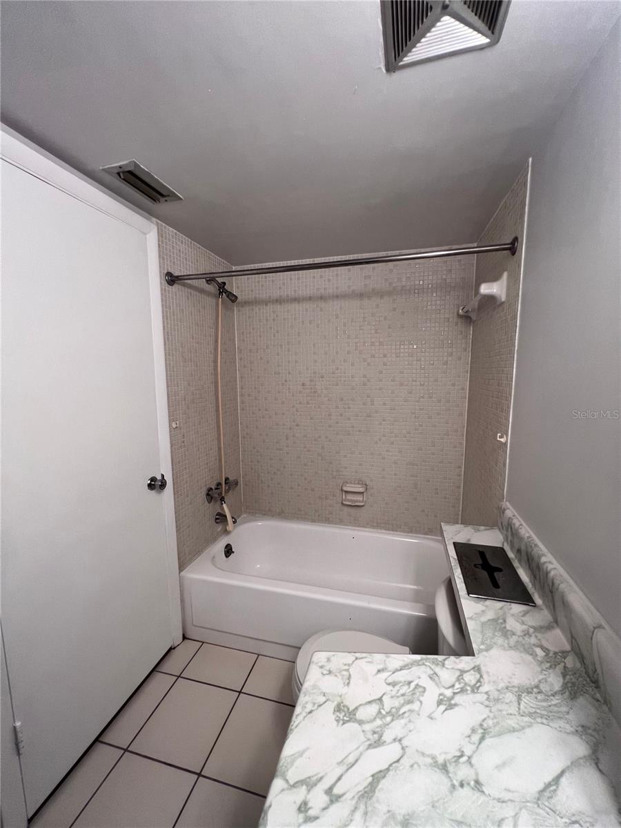 6338 Newtown Unit 38c5, Tampa, FL 33615
