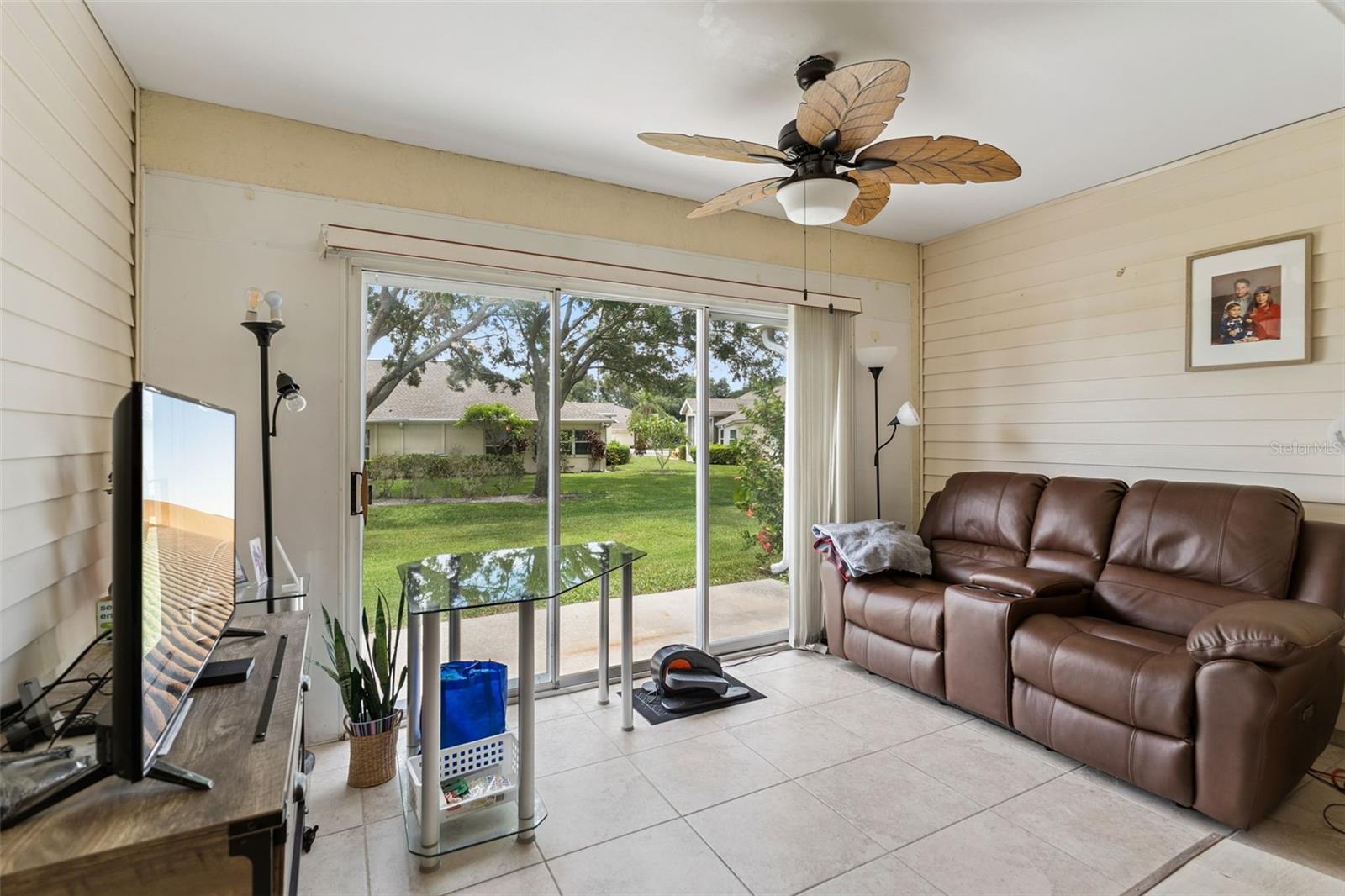 2404 Nantucket Glen Unit 2404, Sun City Center, FL 33573