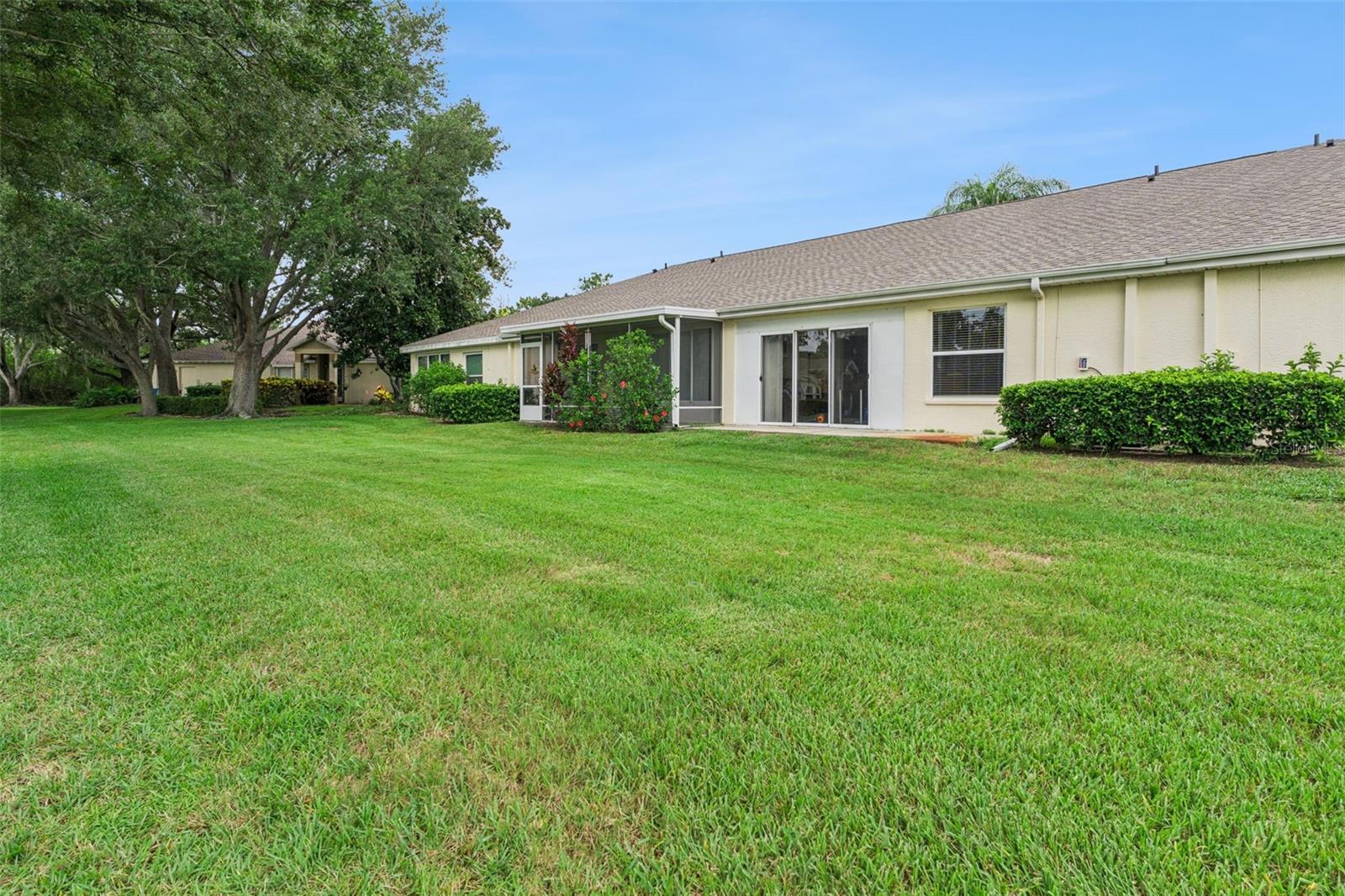 2404 Nantucket Glen Unit 2404, Sun City Center, FL 33573