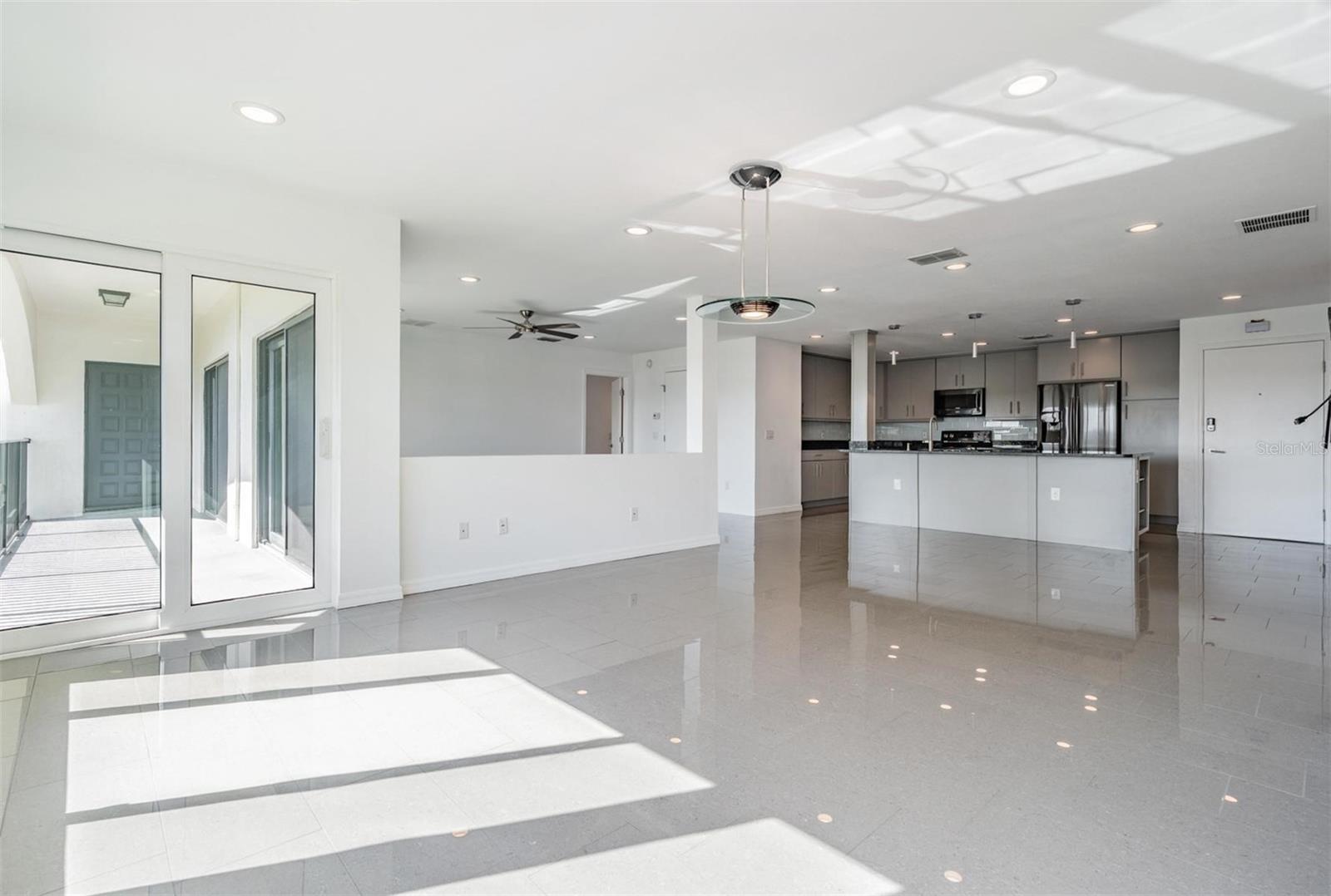 244 Mariner Unit 244, Tarpon Springs, FL 34689