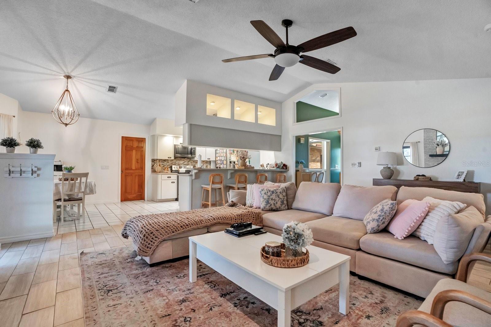 3251 Pinewood, Kissimmee, FL 34746