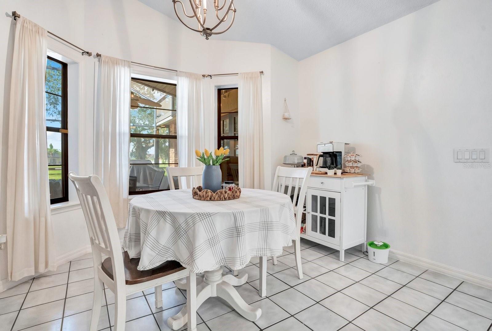 3251 Pinewood, Kissimmee, FL 34746