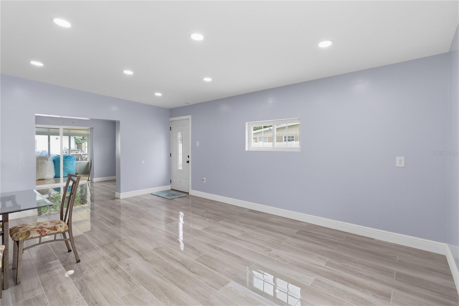 8304 Dot, Orlando, FL 32809