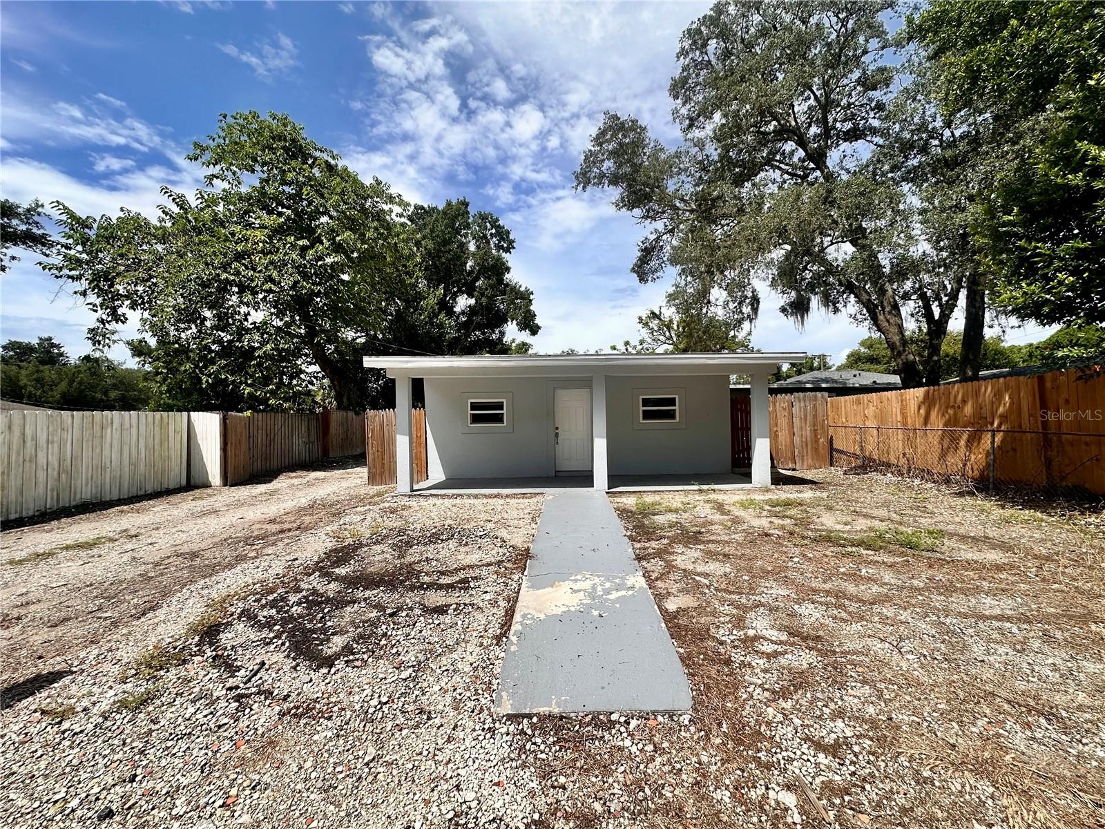 8906 Albany, Tampa, FL 33604