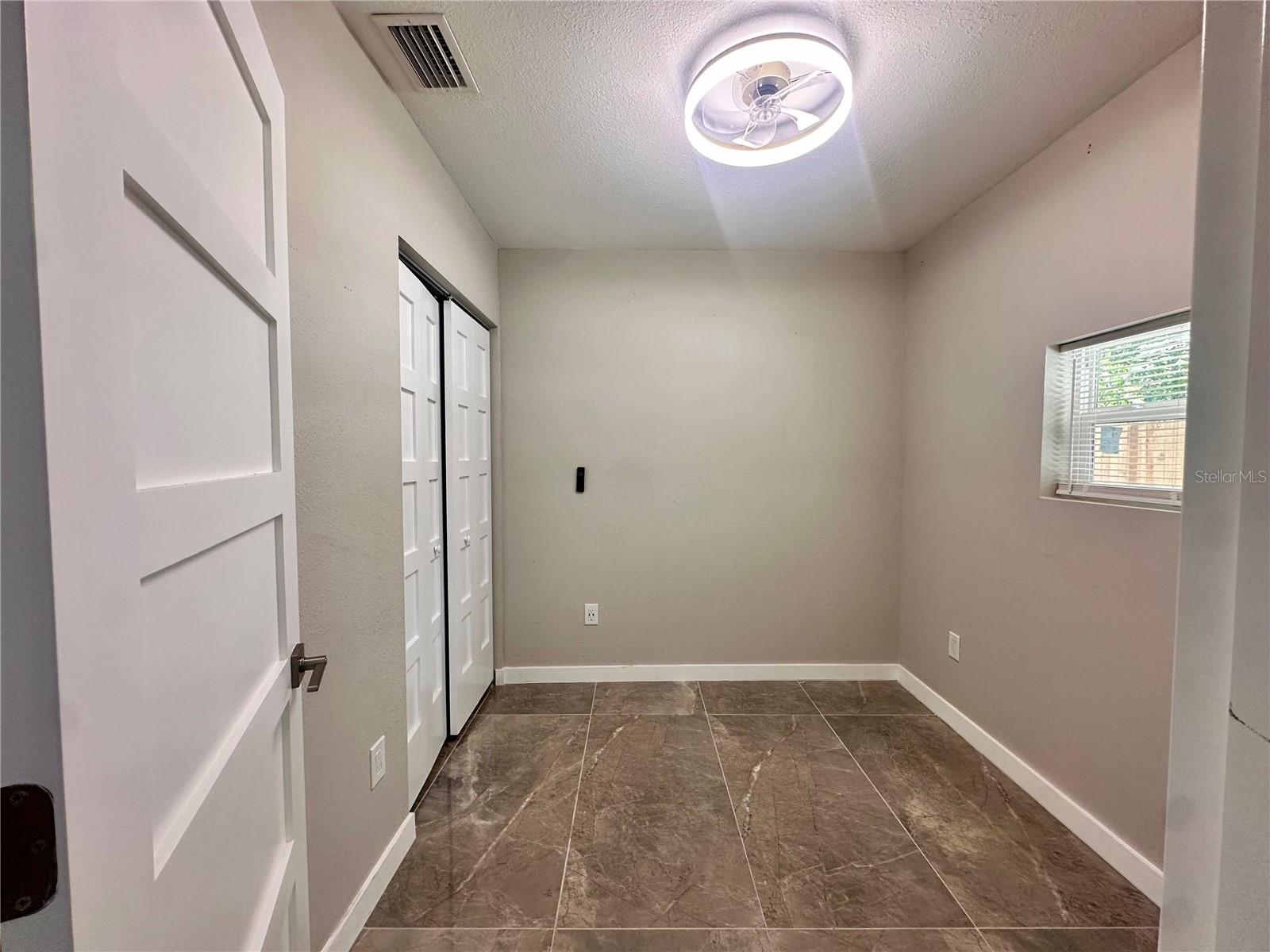 8906 Albany, Tampa, FL 33604