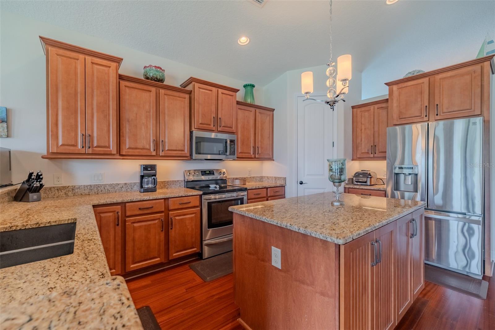 562 Bimini Bay, Apollo Beach, FL 33572