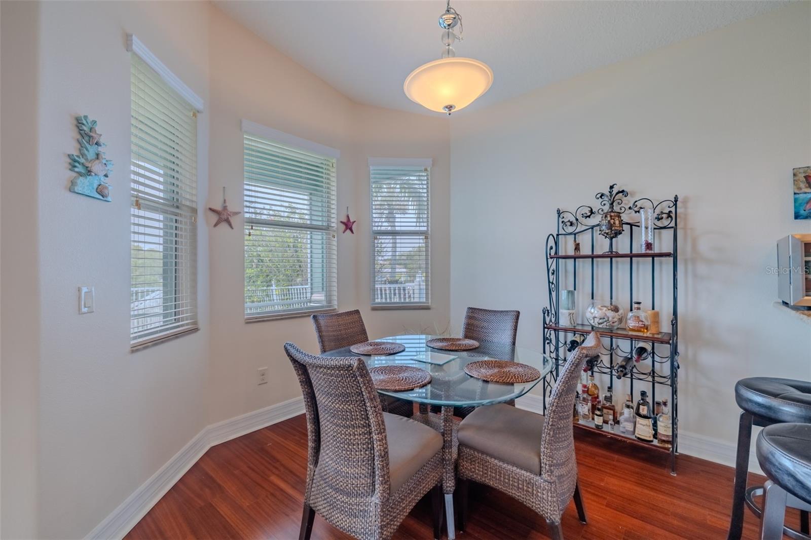 562 Bimini Bay, Apollo Beach, FL 33572