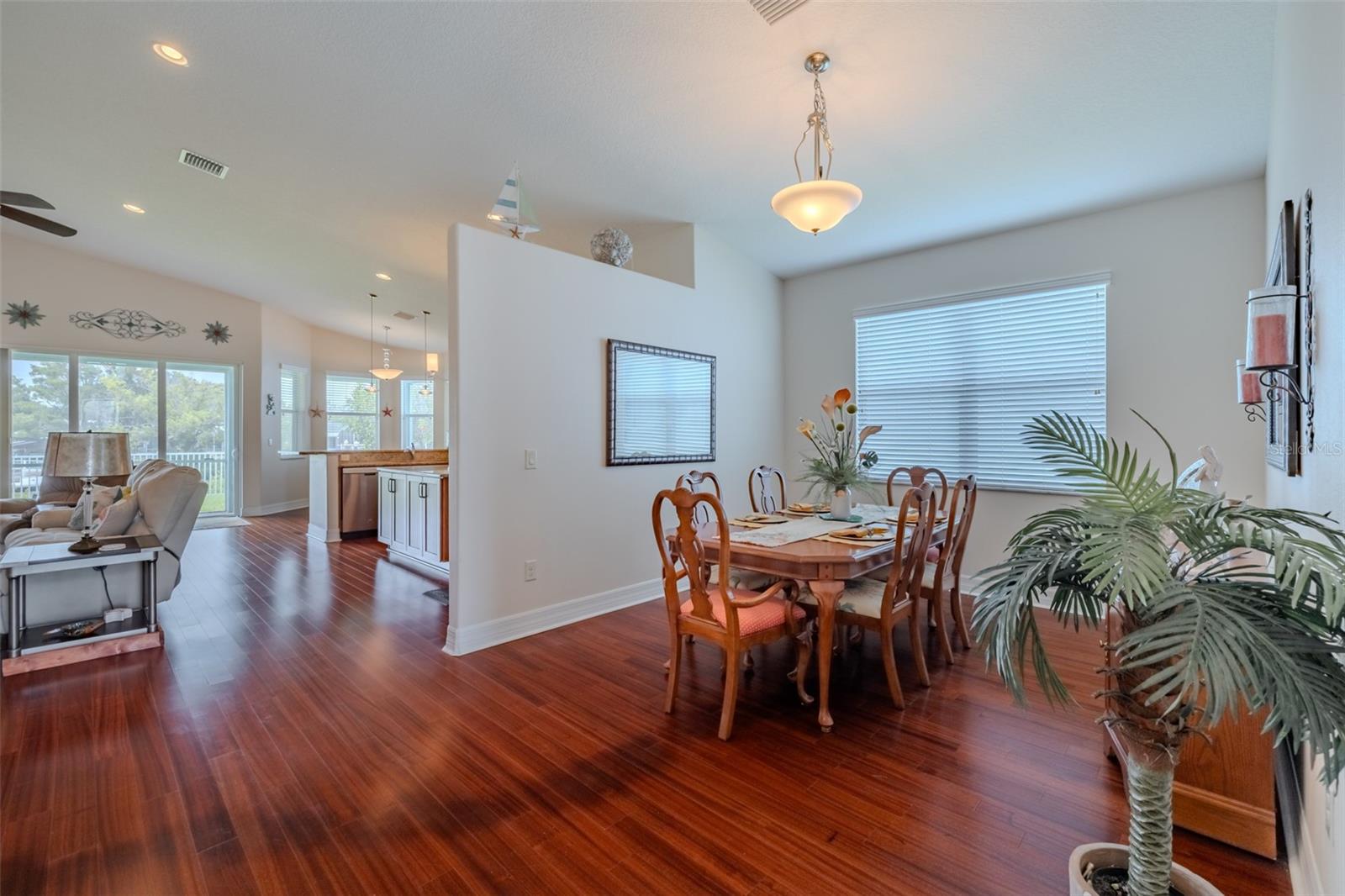 562 Bimini Bay, Apollo Beach, FL 33572