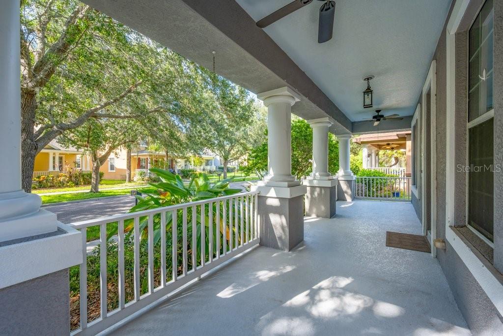 16013 Loneoak View, Lithia, FL 33547