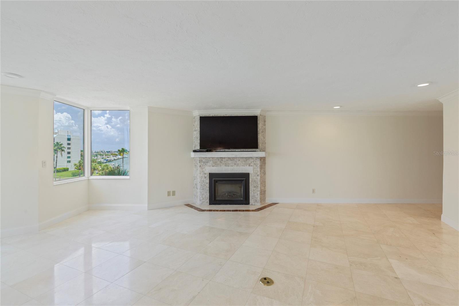 1600 Gulf Unit 414, Clearwater, FL 33767