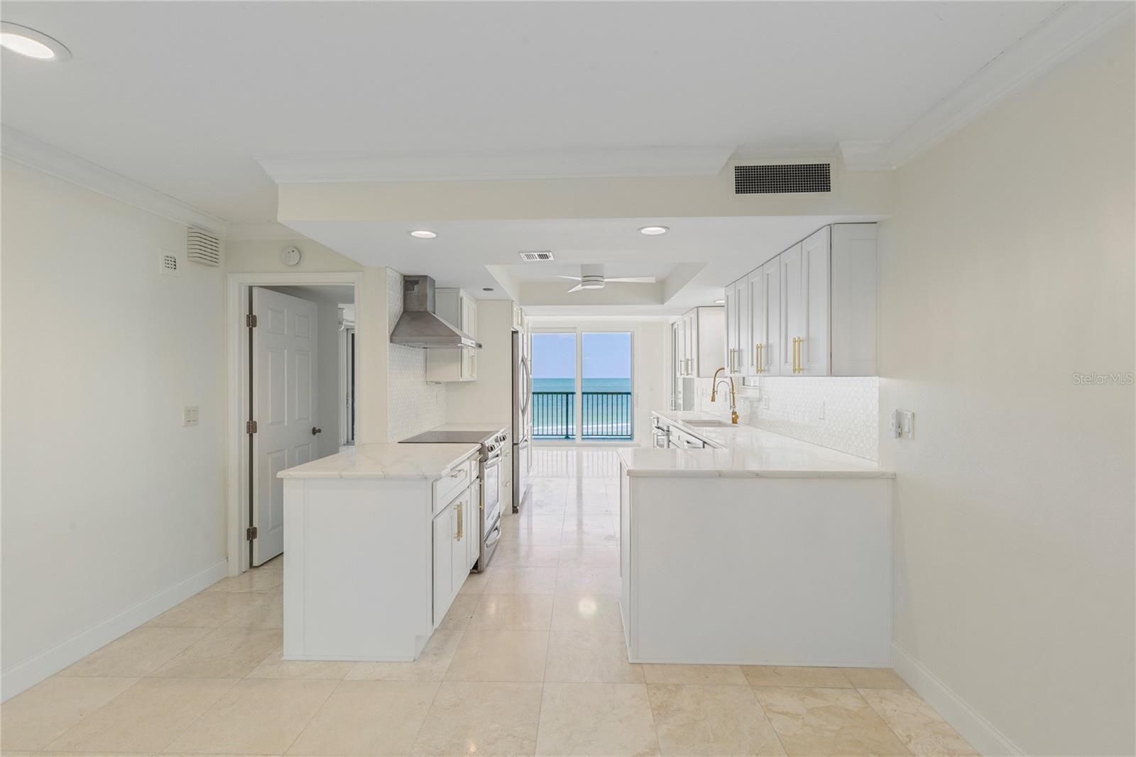 1600 Gulf Unit 414, Clearwater, FL 33767