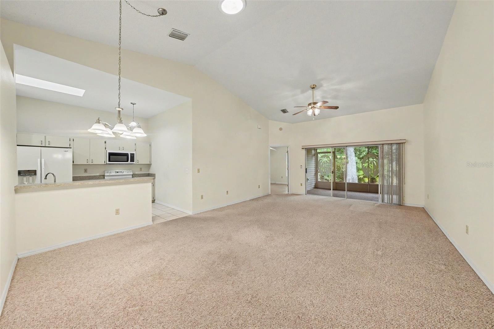 2437 Nantucket Harbor Unit 2437, Sun City Center, FL 33573