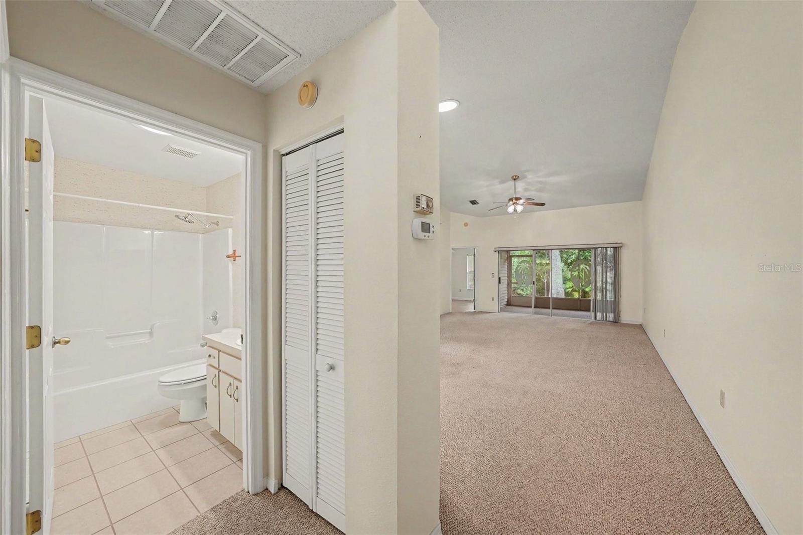 2437 Nantucket Harbor Unit 2437, Sun City Center, FL 33573