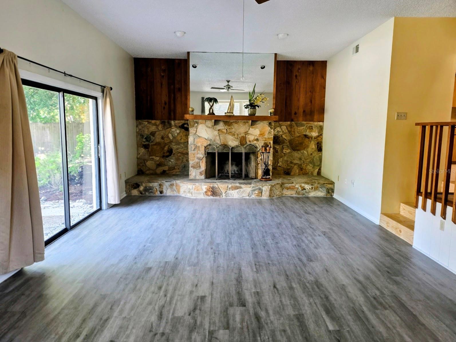 4841 Sunday, Sarasota, FL 34235