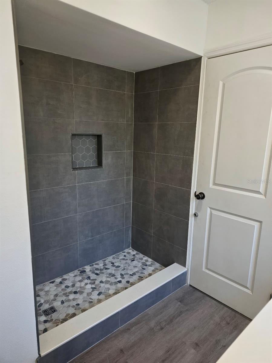 4841 Sunday, Sarasota, FL 34235